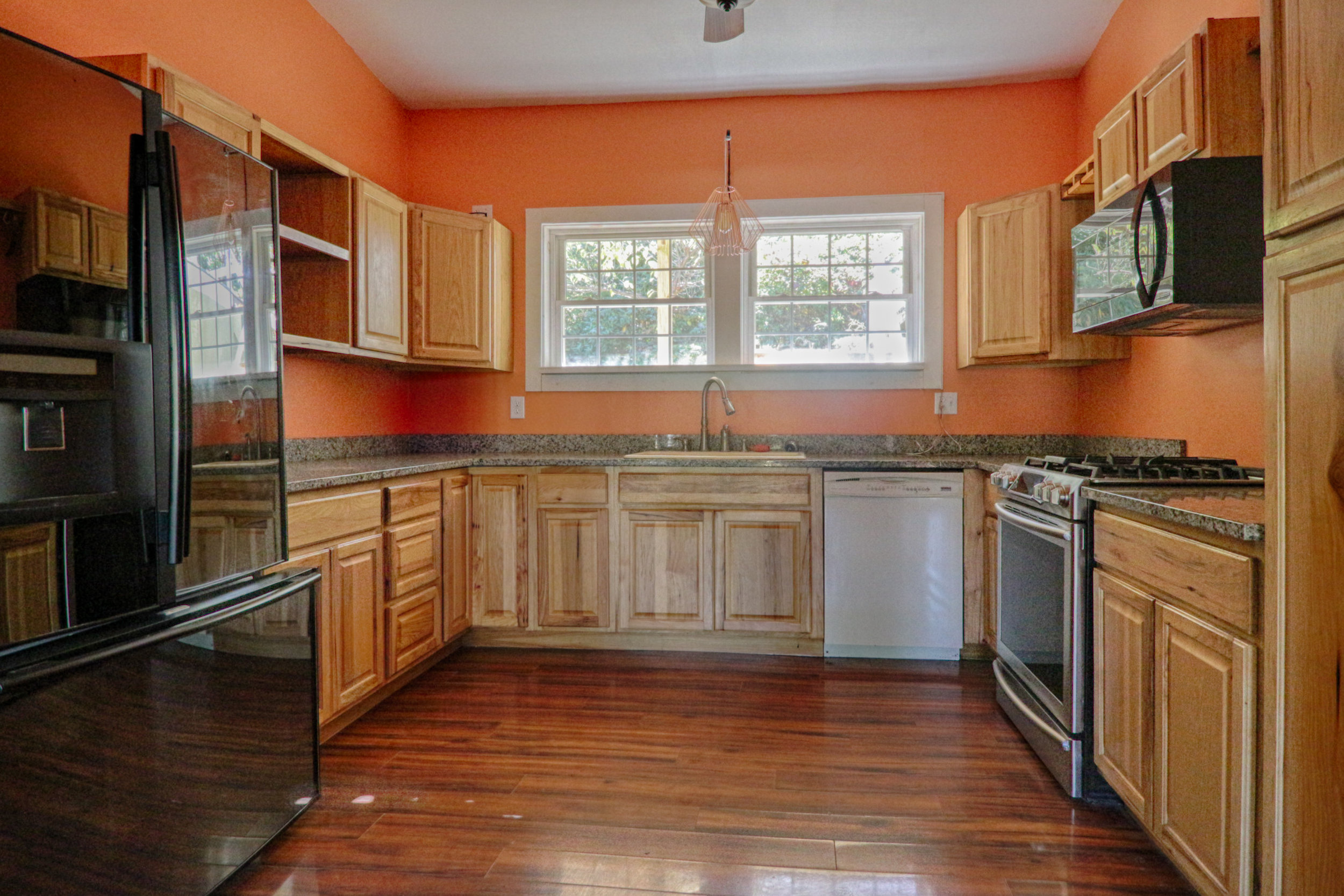 012 EAP Maria Barr 9 Smith Way 20181918-4.jpg