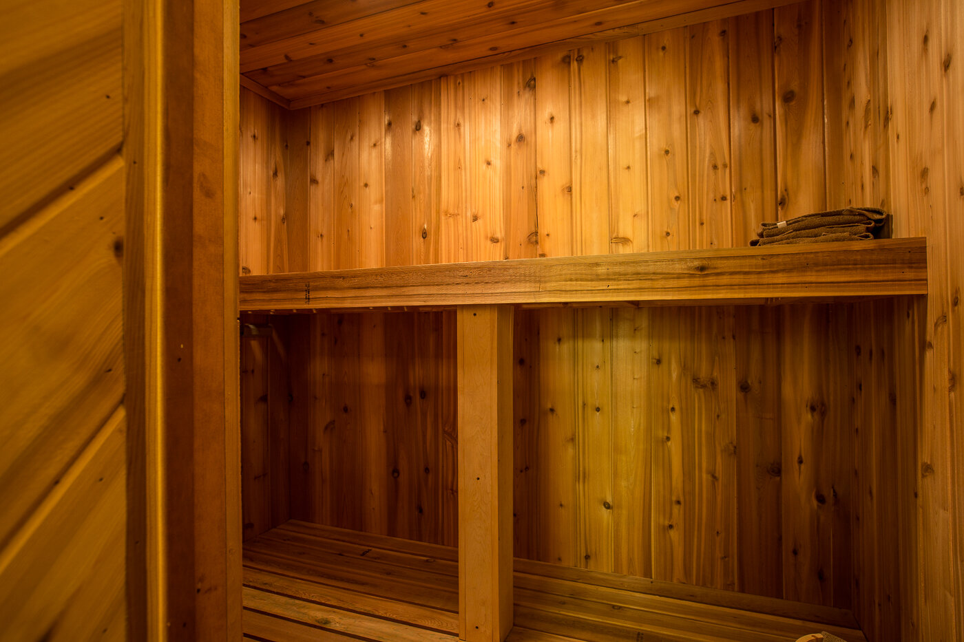  Cedar sauna 