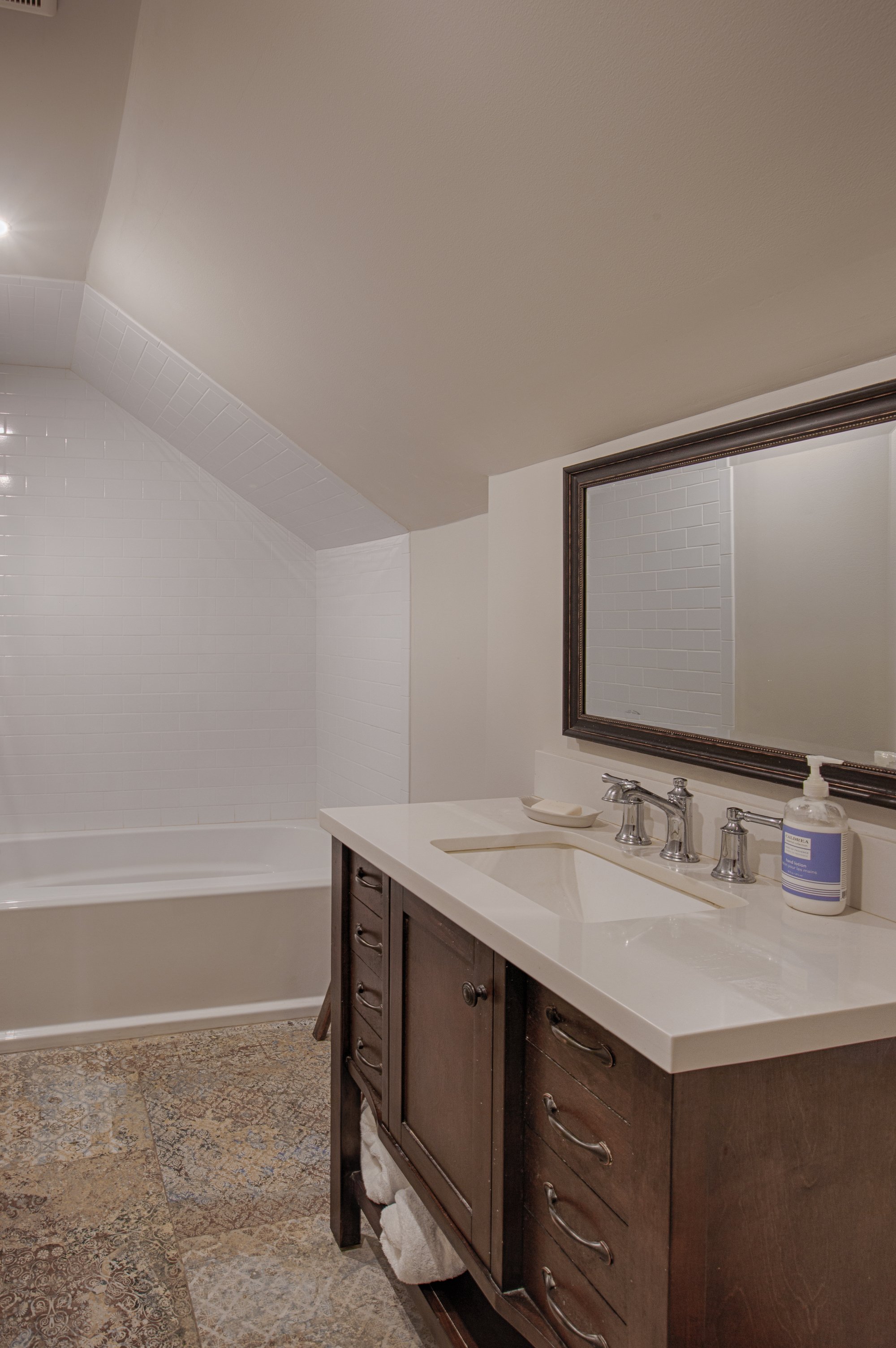 ESI TMBT 2054CR31 Cooperstown 2025091822.jpeg