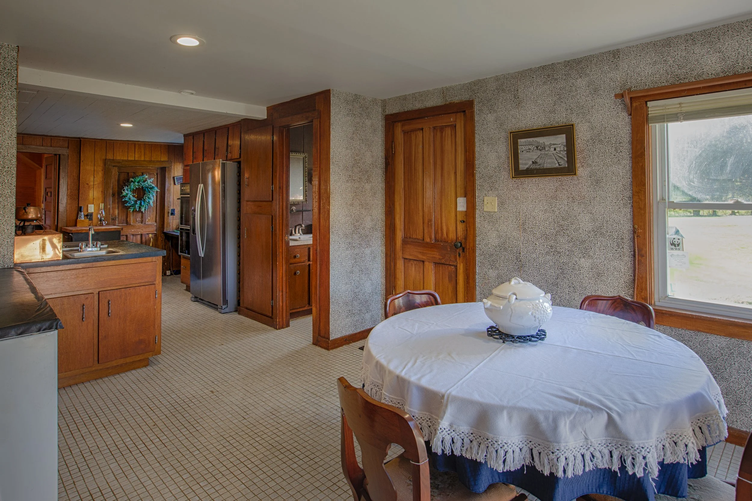 ESI_20260419_TMBT_217WaltersWay-156_HDR.jpg