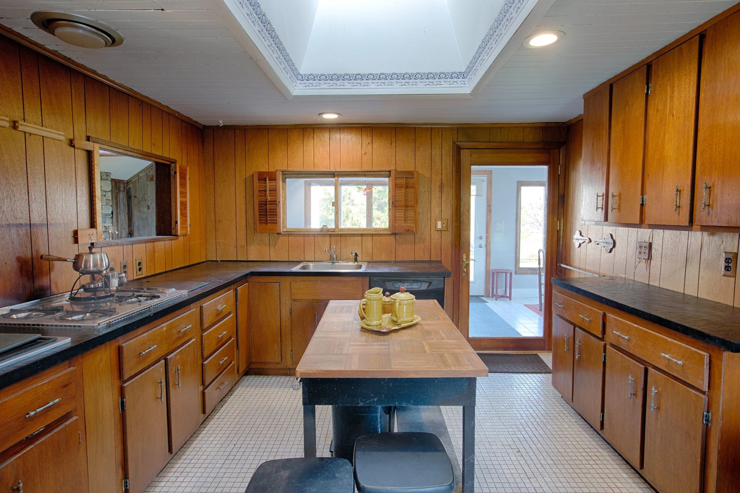 ESI_20260419_TMBT_217WaltersWay-193_HDR.jpg