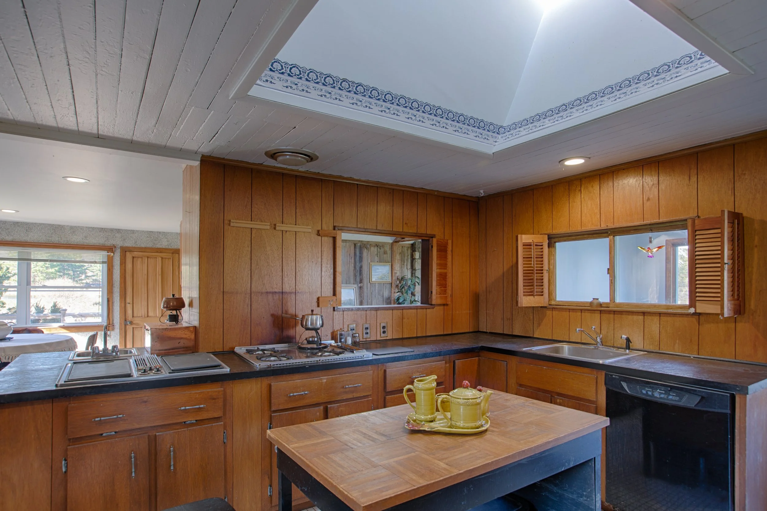 ESI_20260419_TMBT_217WaltersWay-136_HDR.jpg