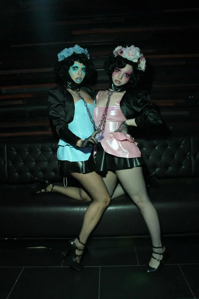 DOLLS-n-CHAINS.jpg
