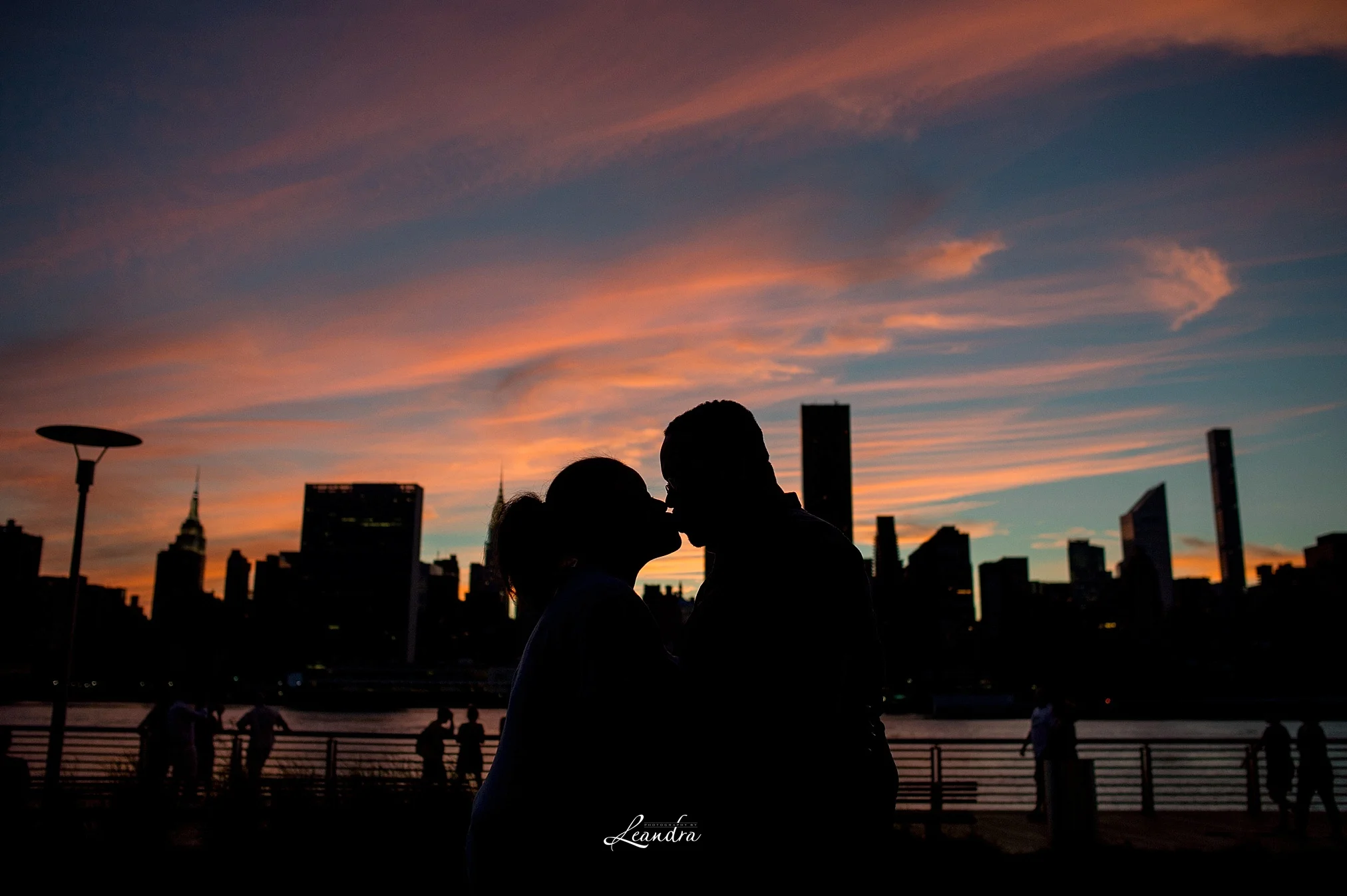 SunsetLongIslandCityEngagement_0302.jpg