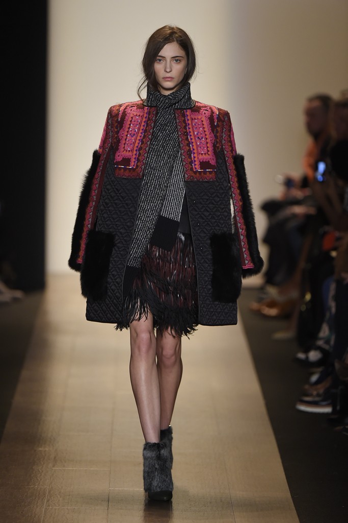 HANDS DOWN MY FAVORITE LOOK OF THE DAY!!!!!!!!!