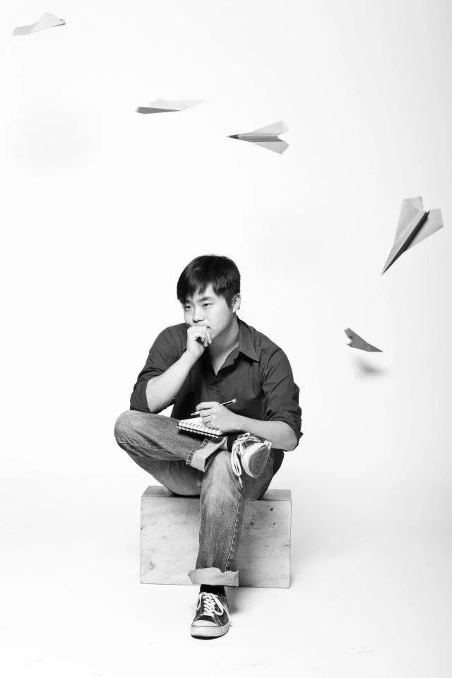 paperairplane.jpg