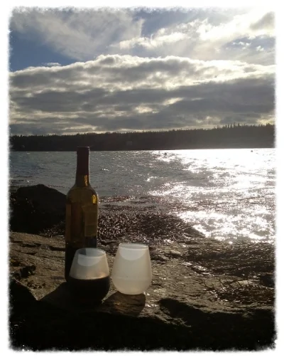 bottle and glases on the rocks.JPG