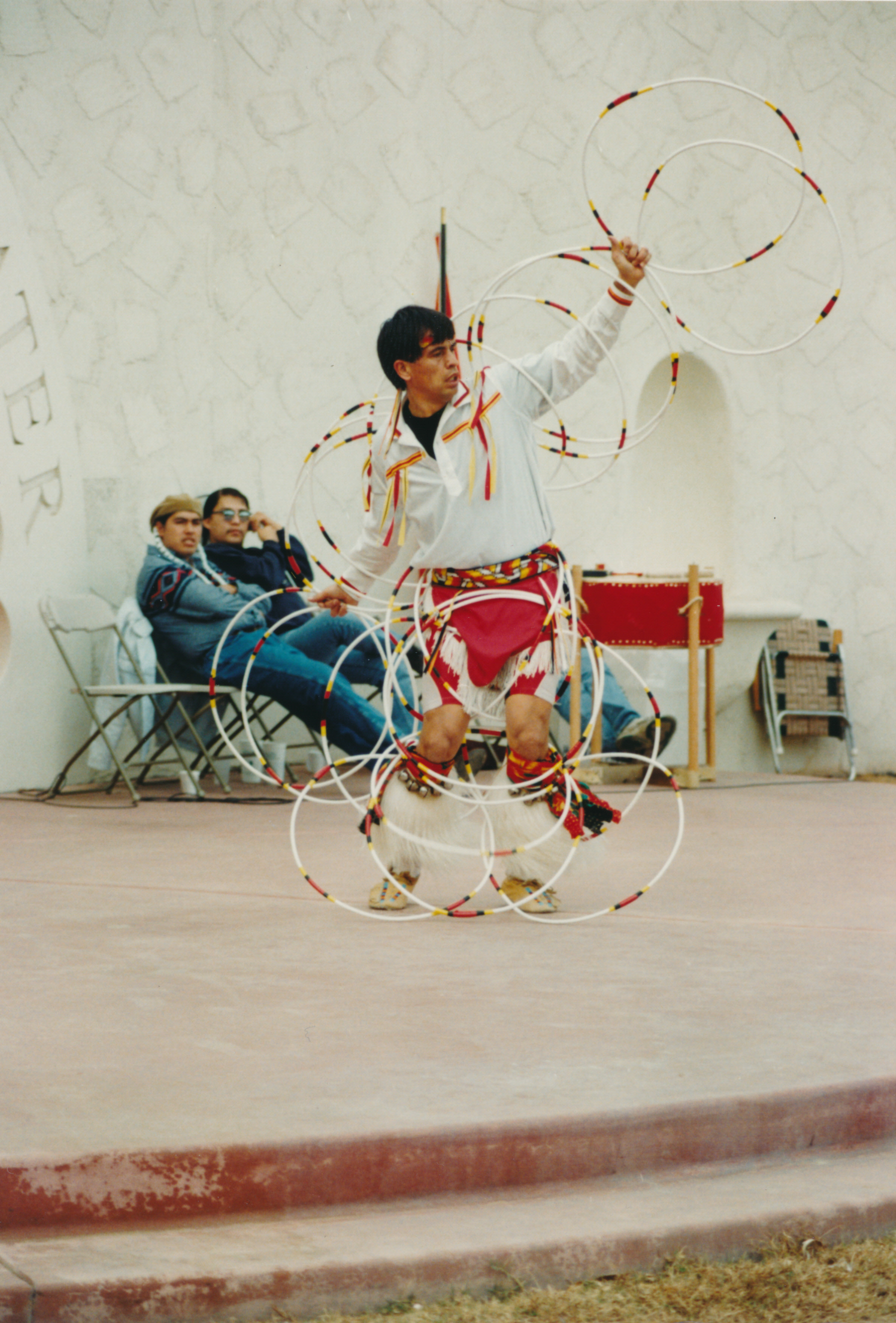 HoopDance_0006.jpg