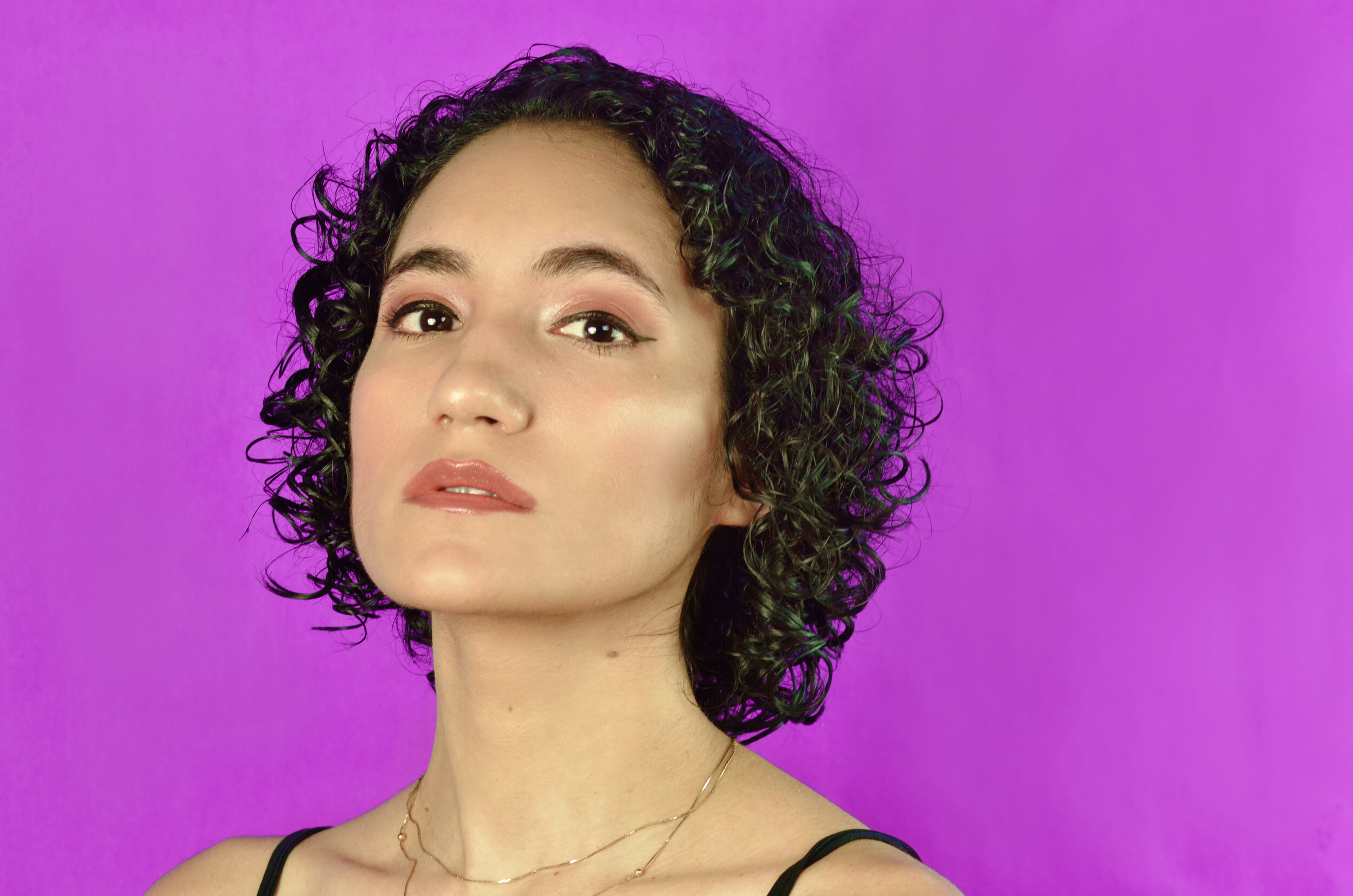 Edit 1 foto fondo azul.jpg