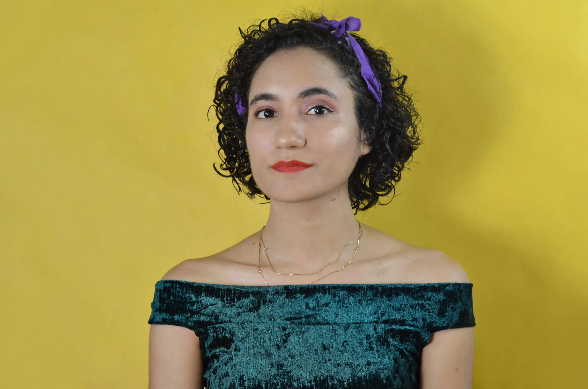 Fondo amarillo Gabs 2.jpg