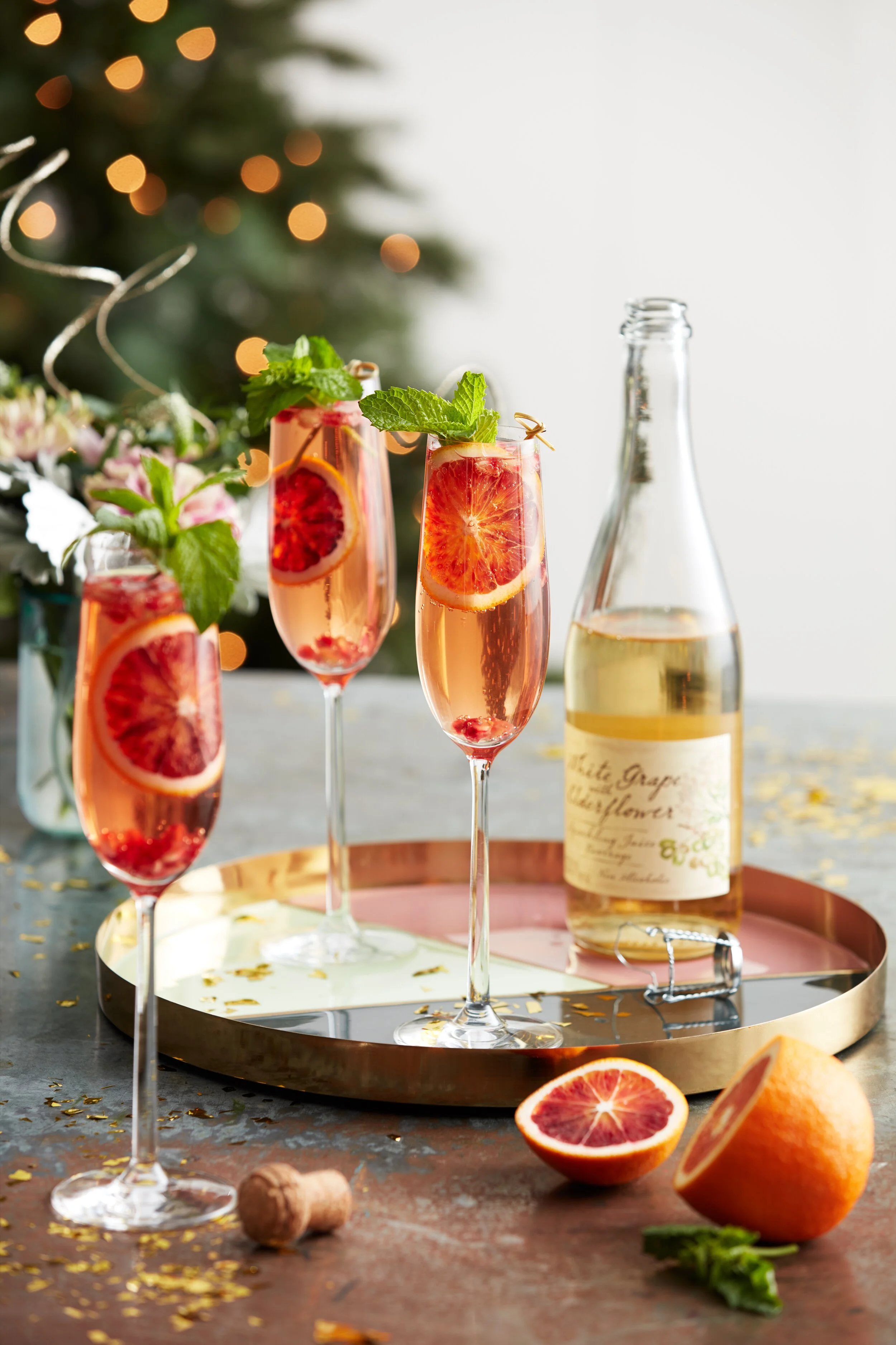 Elderflower_sparkler_with_packaging_9x16_square.jpg