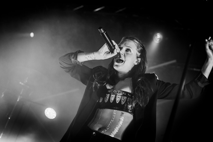 TOVE LO 2015 image via rockfoto.net