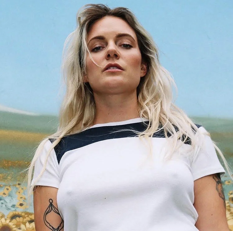 TOVE LO X MONI HAWORTH