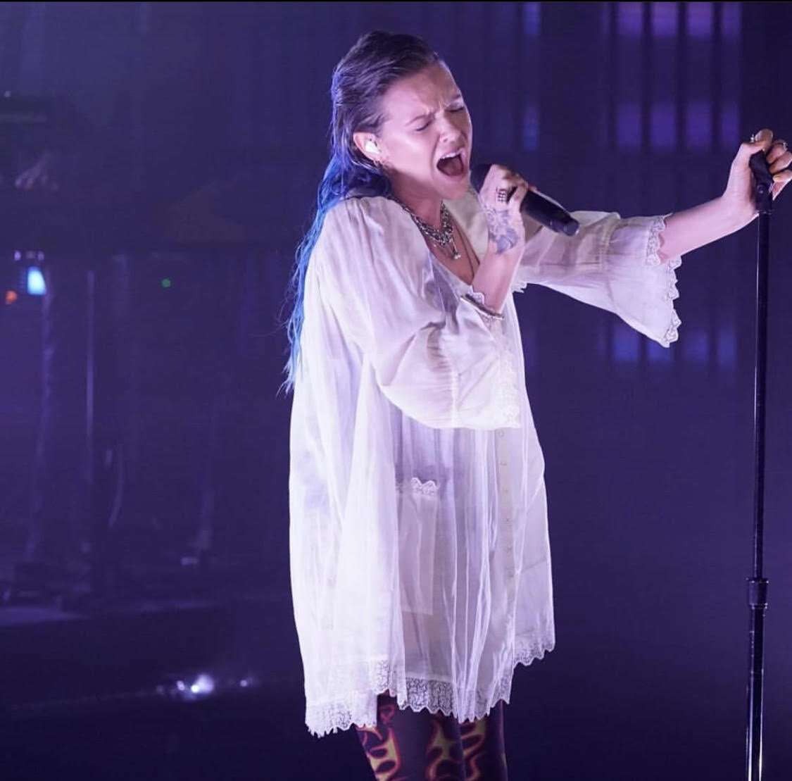 TOVE LO X SETH MEYERS