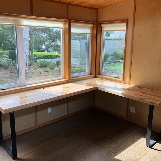 If you gotta work from home, you&rsquo;re gonna need a desk.