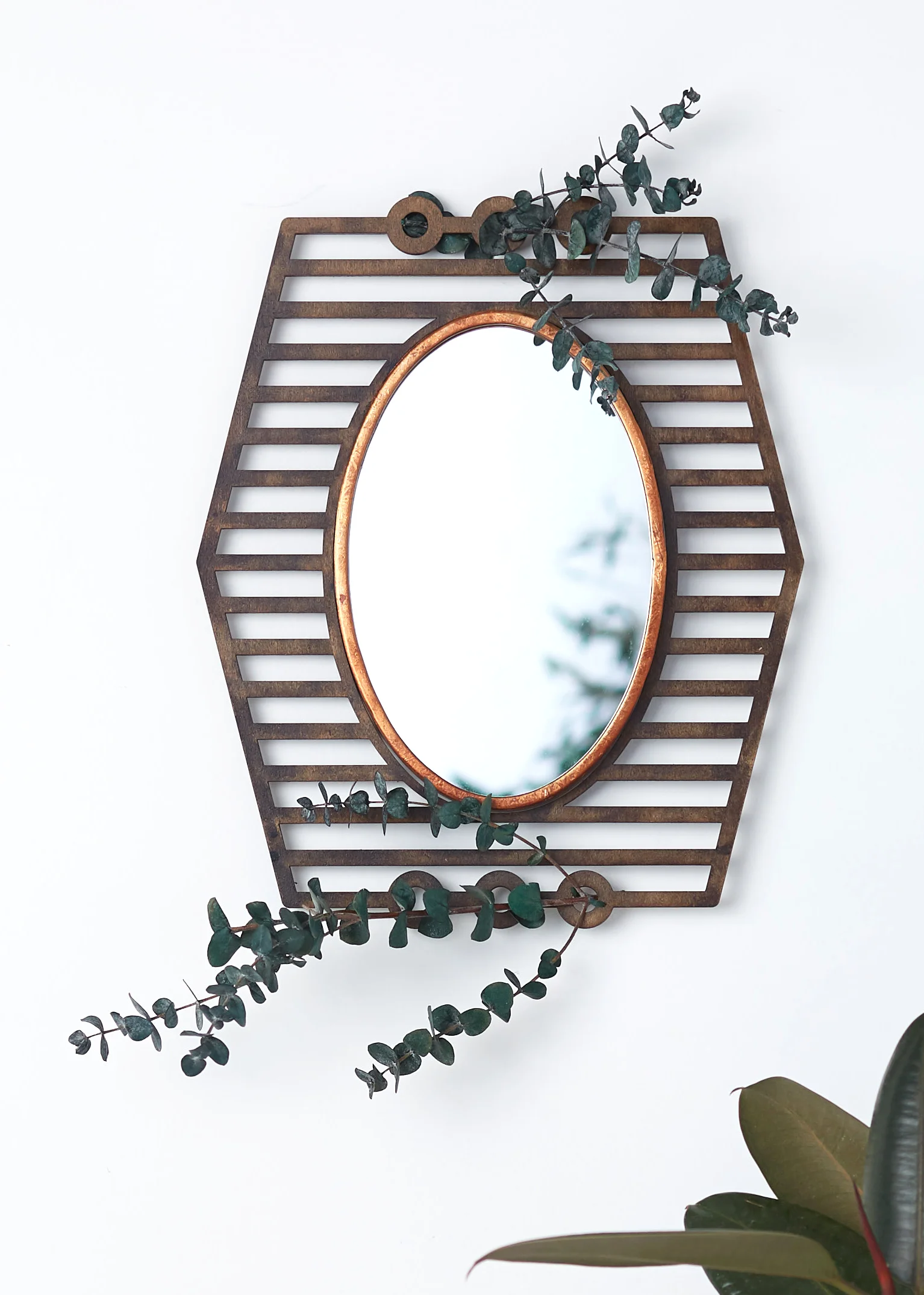 Mirror_Mid03.jpg