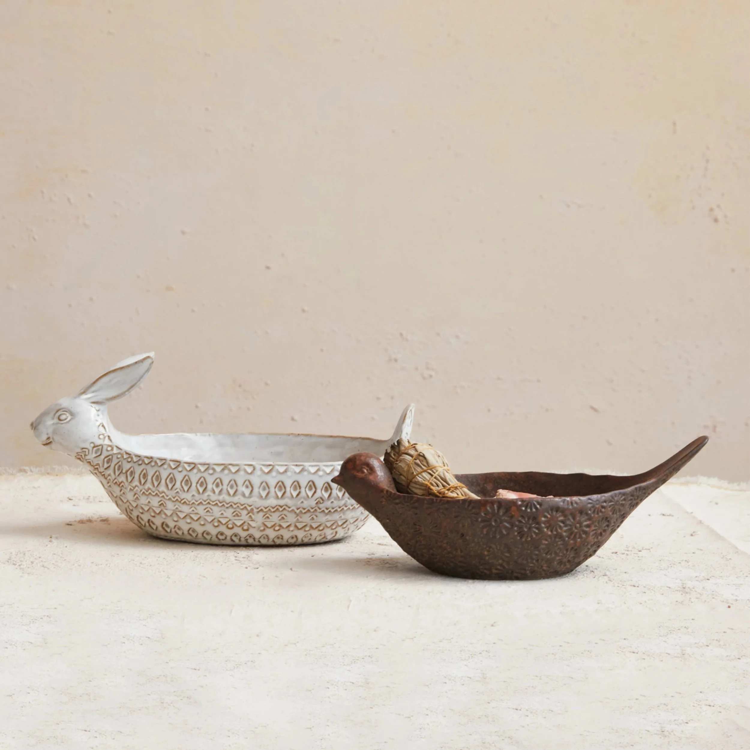 Embossed Stoneware Bird Bowl