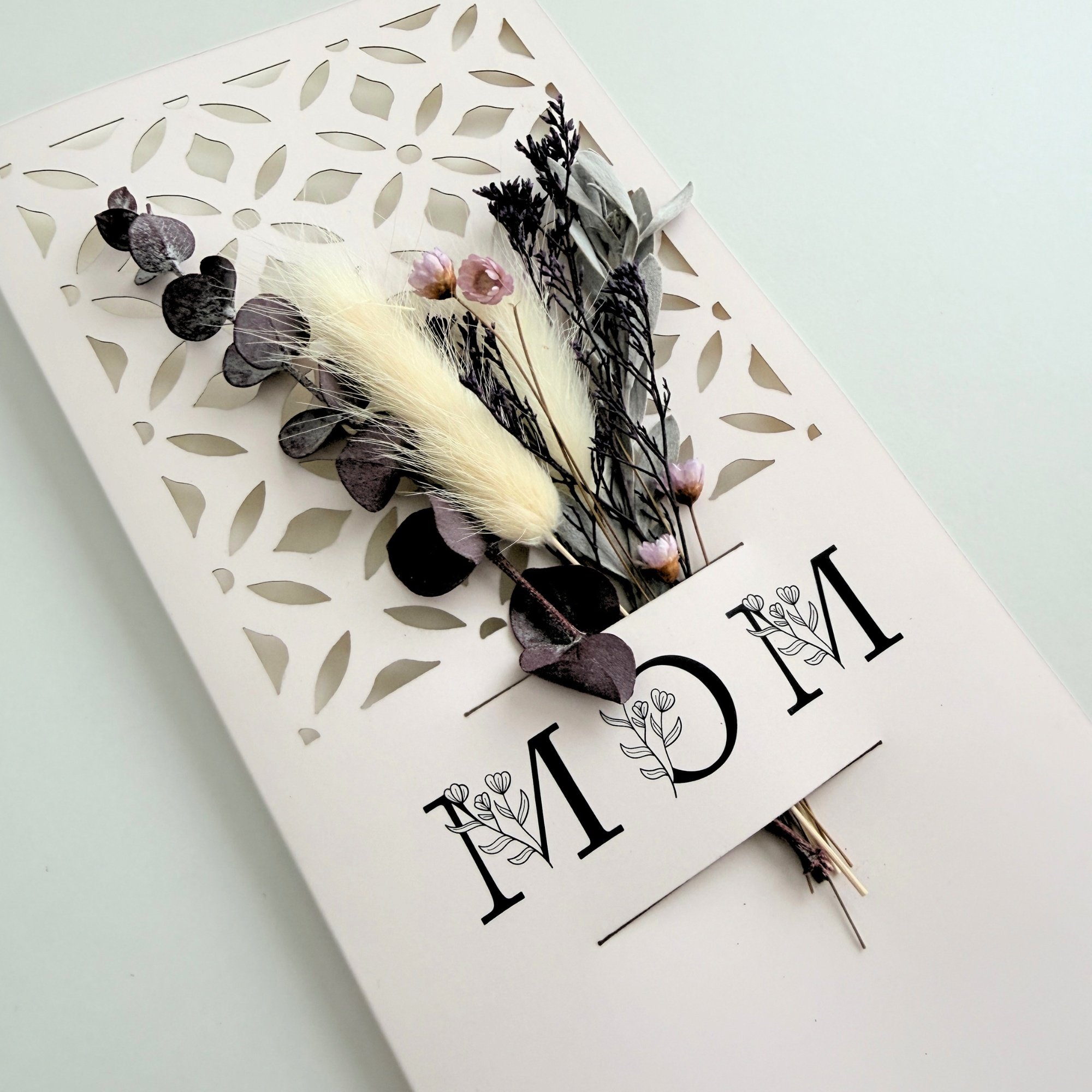 Mothers Day Dried Flower Greeting Card.jpg