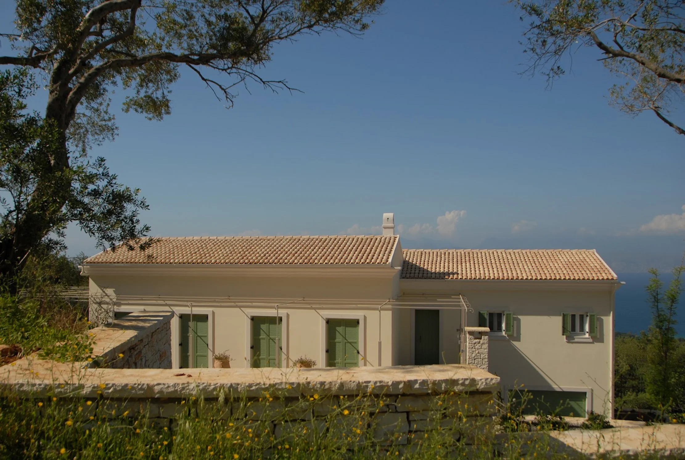 karakousi-south side view1.JPG