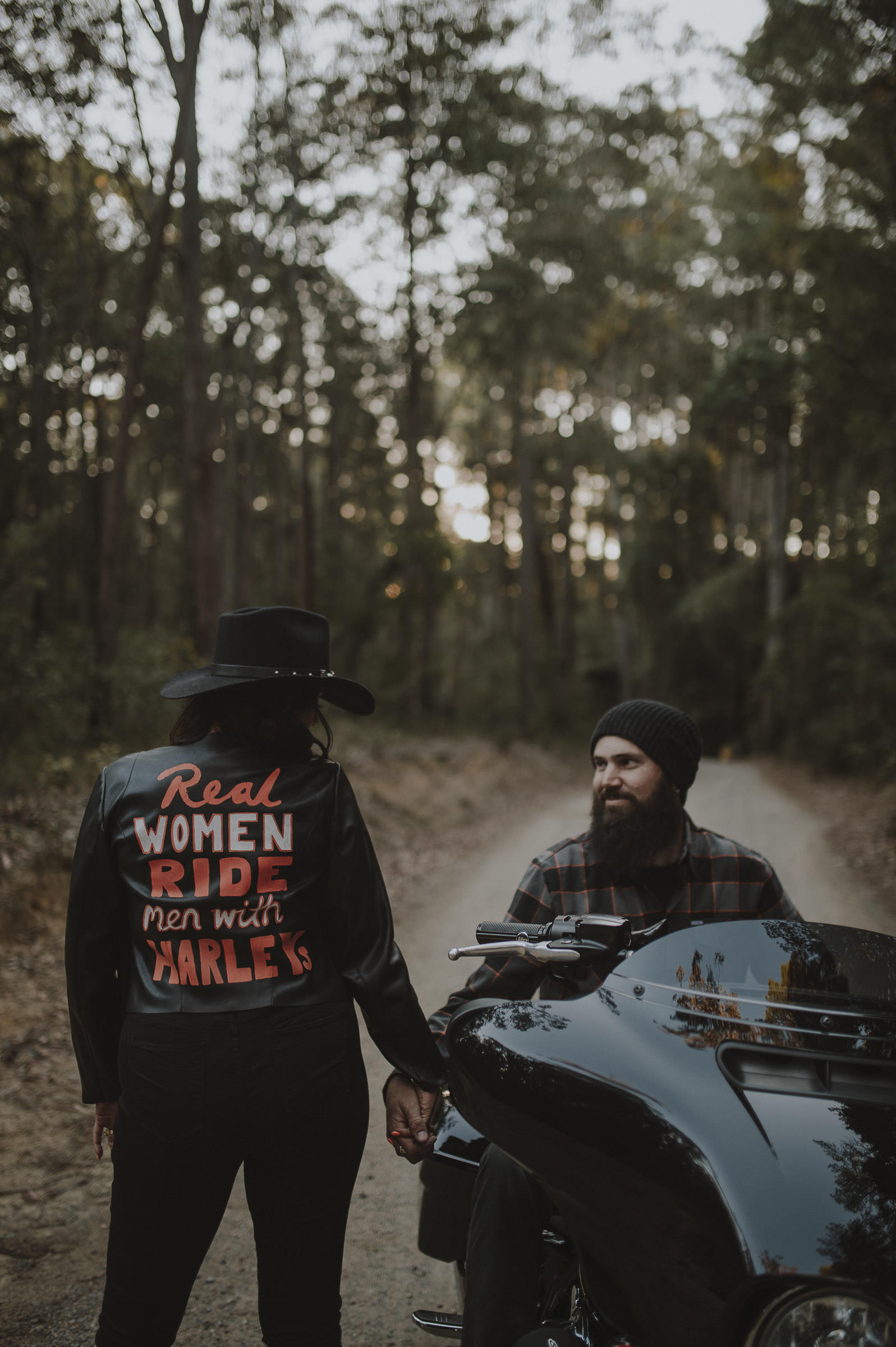 Madeline_Jamie_Watagens_Pine_Forest_Engagement_Shoot_Blog-41.jpg