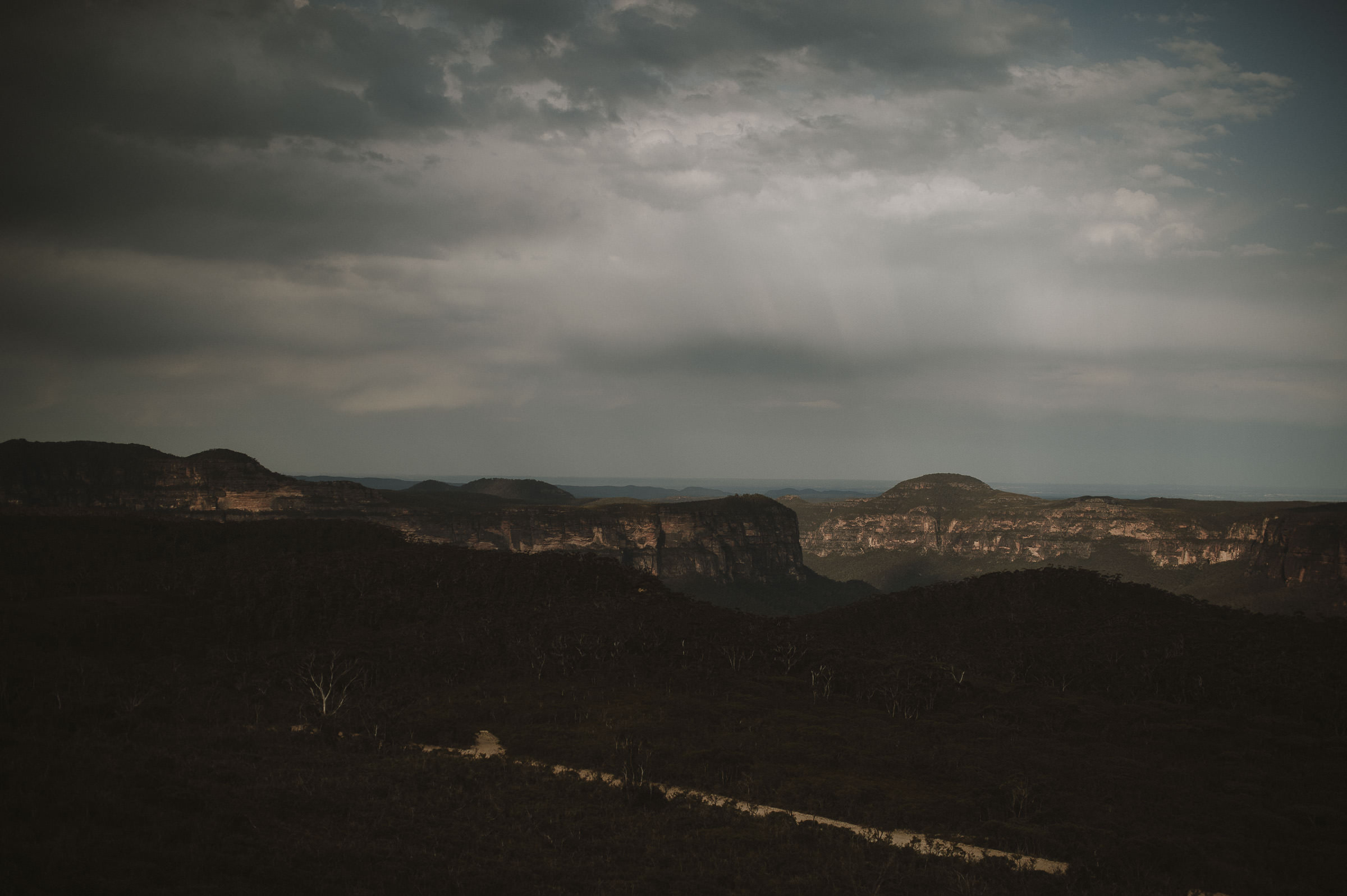 Caitlin_George_Blue_Mountains_Engagement_Shoot_Blog-2.jpg
