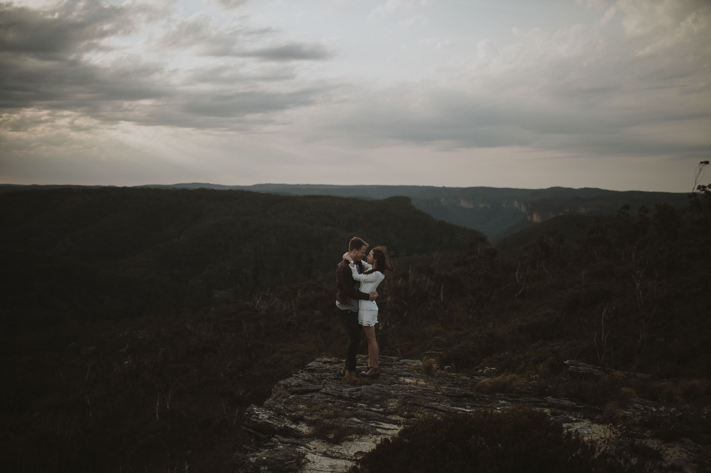 Caitlin_George_Blue_Mountains_Engagement_Shoot_Blog-23.jpg