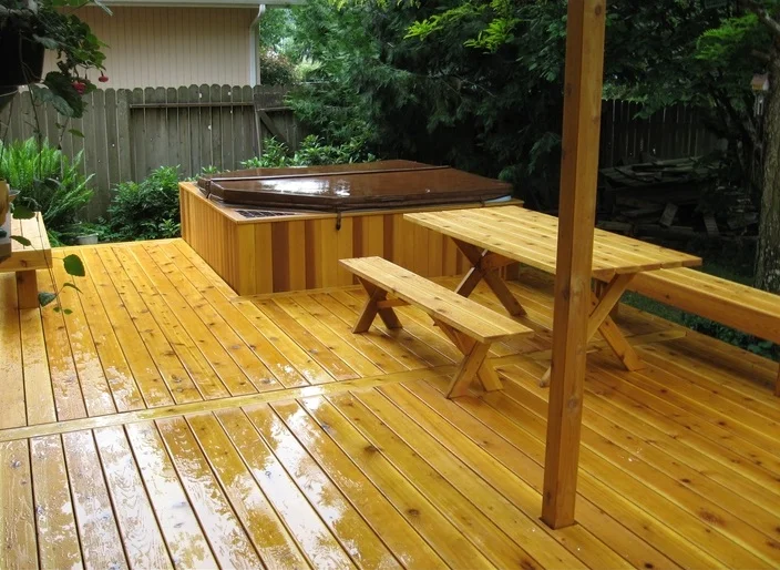 Western+Red+Cedar+deck,+benches,+table+and+jacuzzi (1).jpg