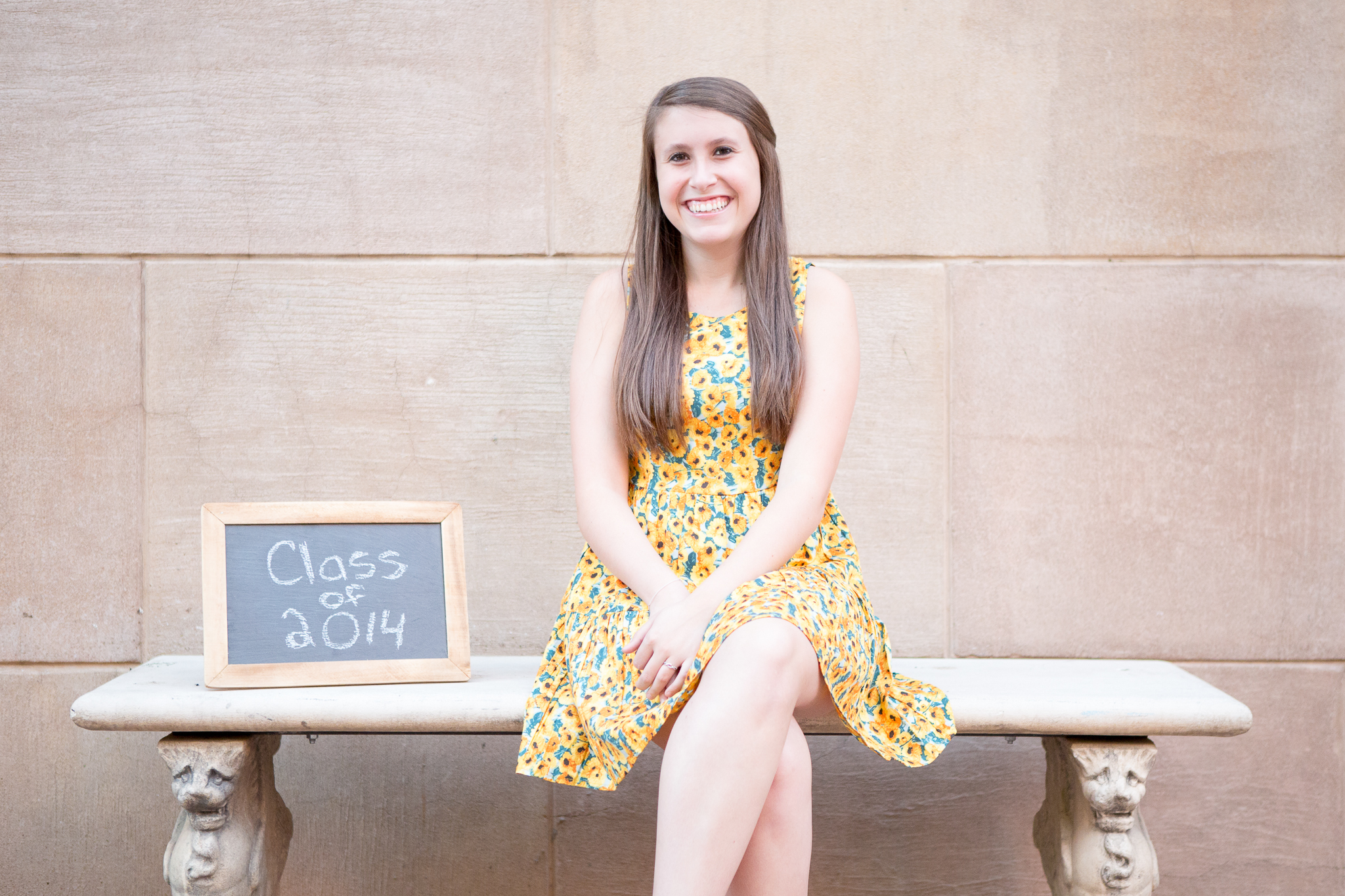 senior-photography-phoenix-class-of-2014-bench-laughing