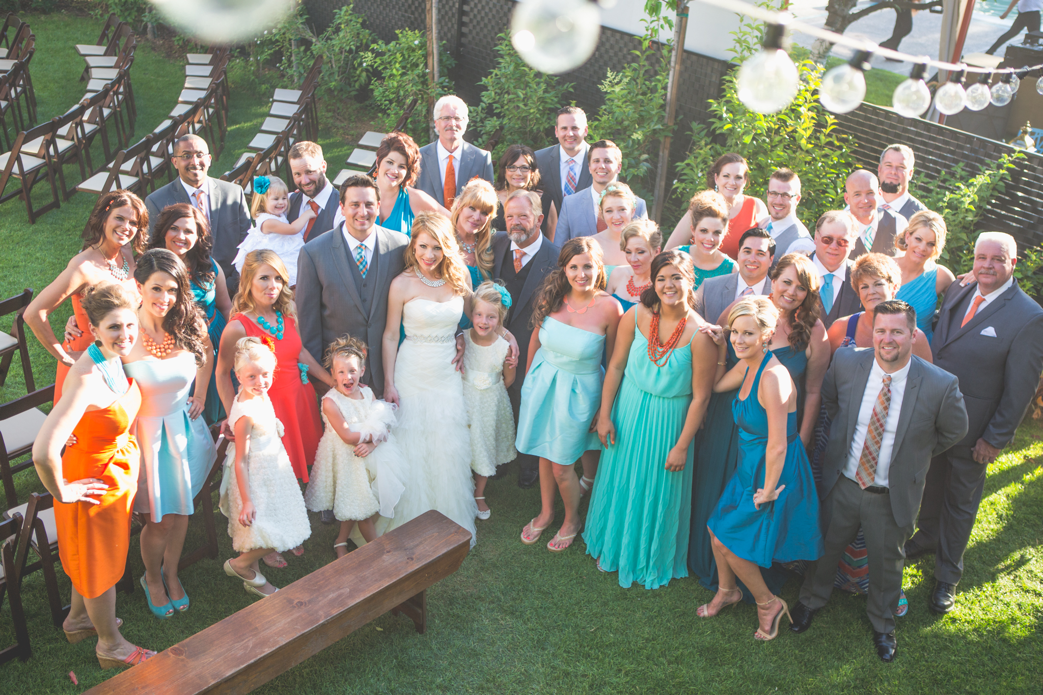 scottsdale-wedding-photographer-el-dorado-colorful-large-group-family-shot
