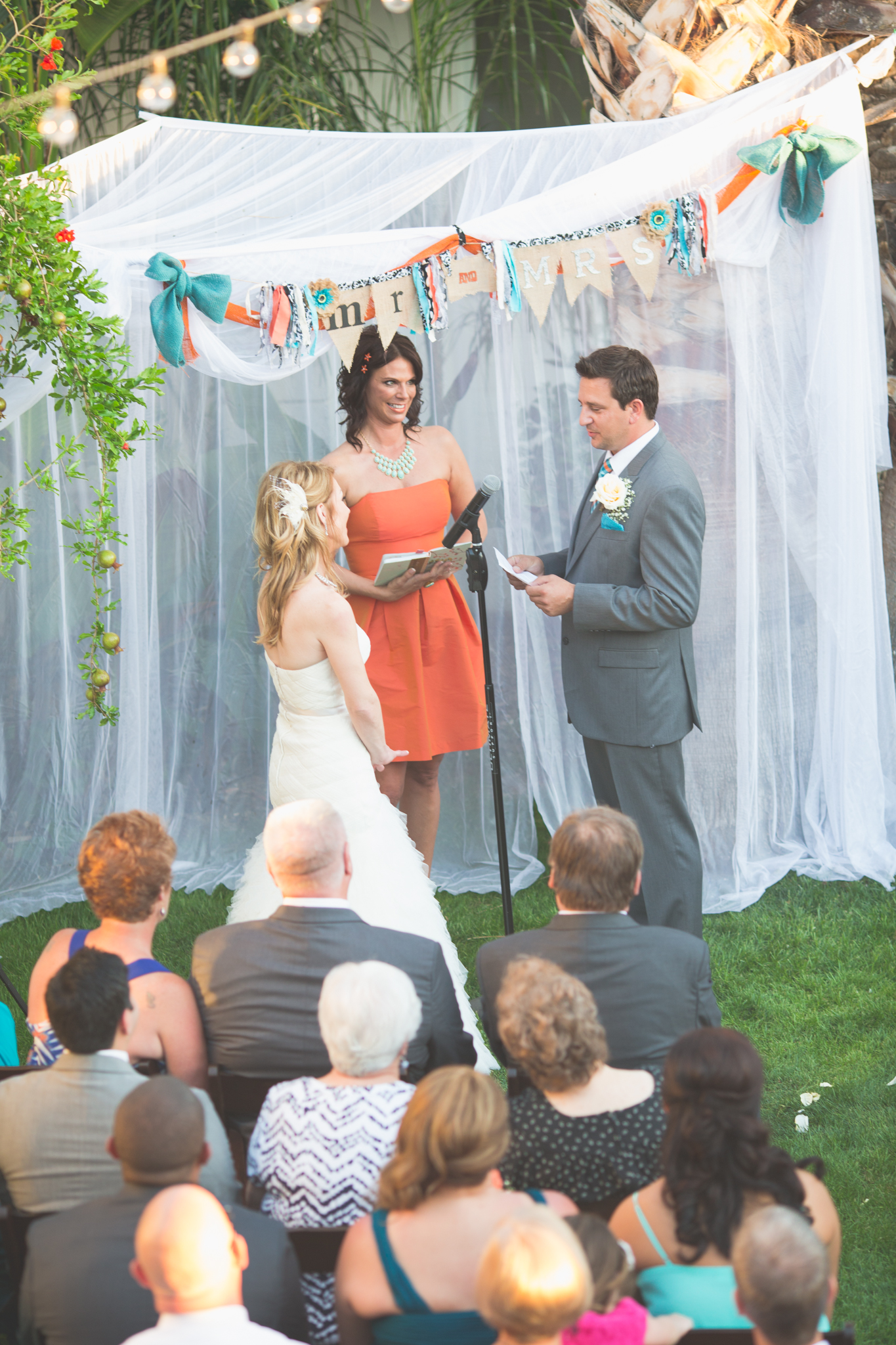 arizona-wedding-photography-groom-vows-ceremony