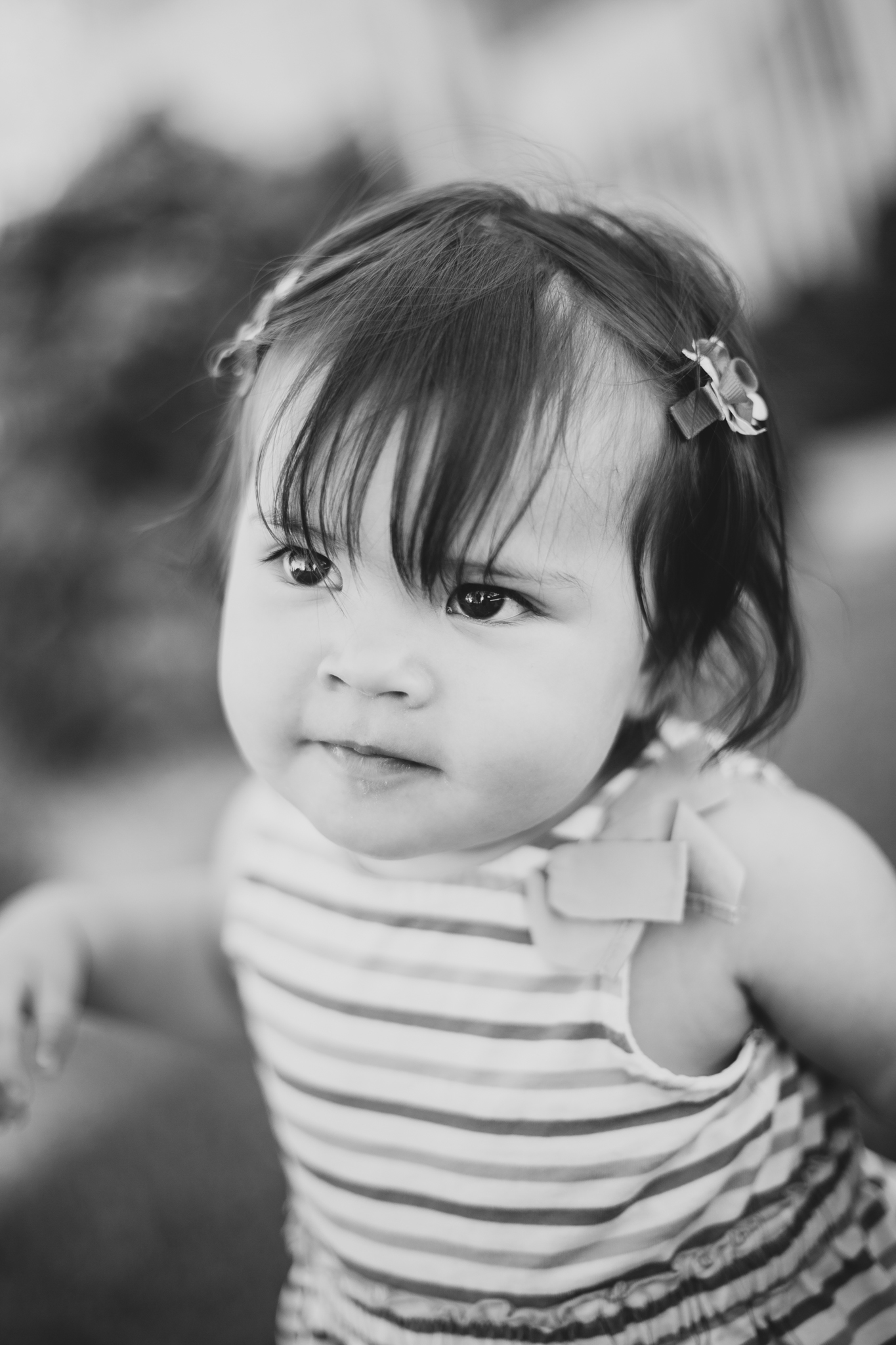 glendale-photography-baby-mae-black-and-white-portrait
