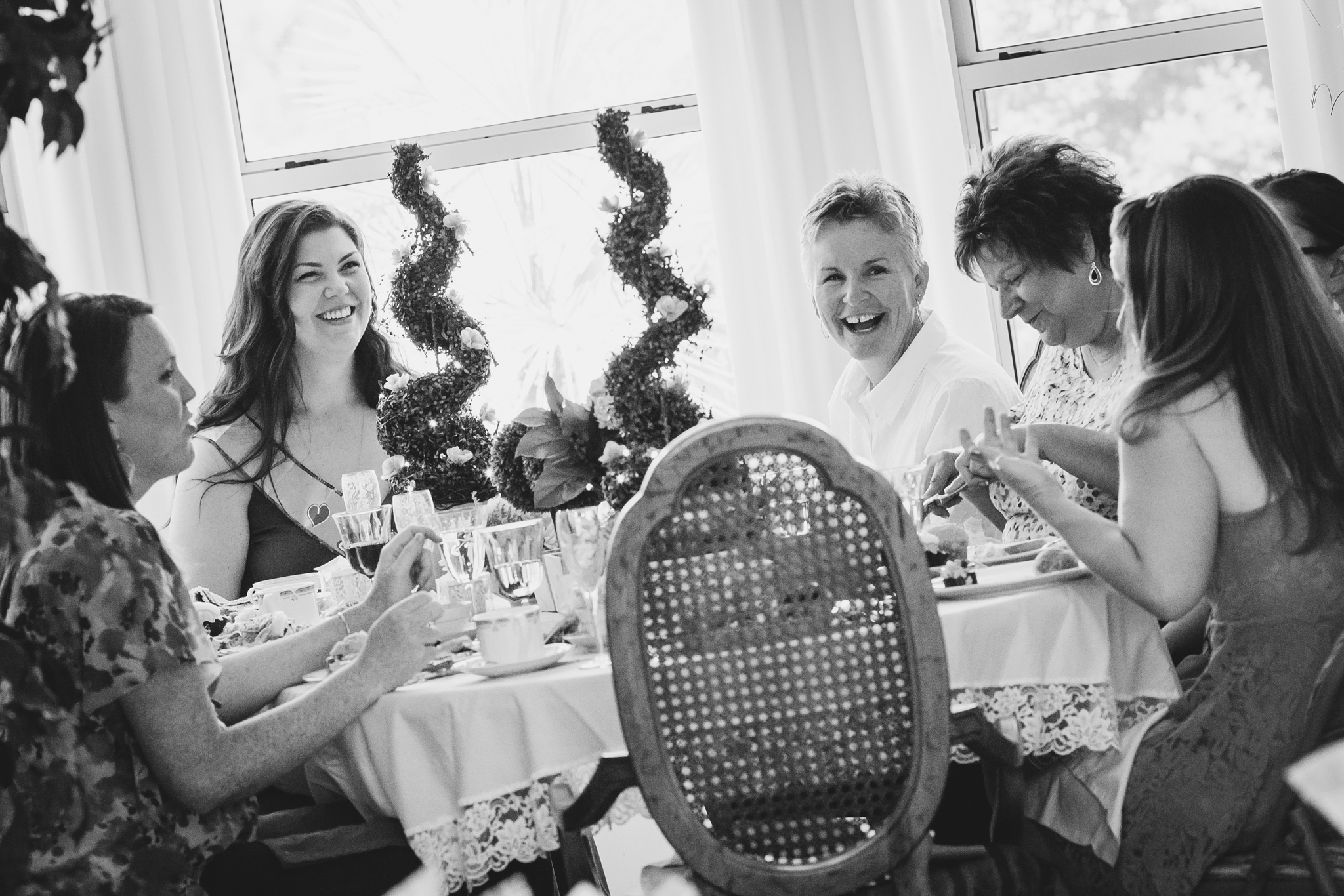 tiffany-bridal-shower-black-and-white-laughs