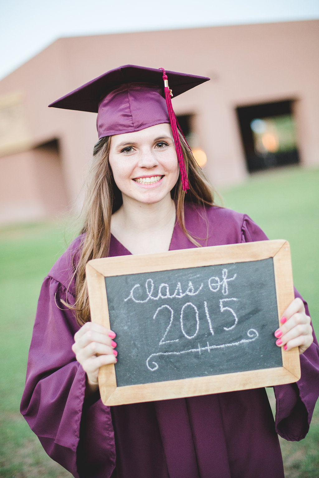 2015-senior-photos-amber-cap-and-gown-chalkboard