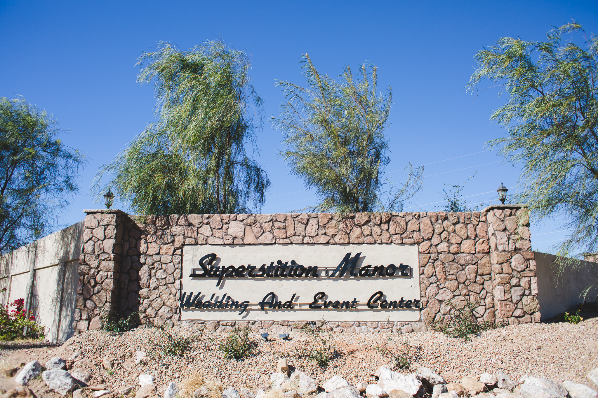 superstition manor sign