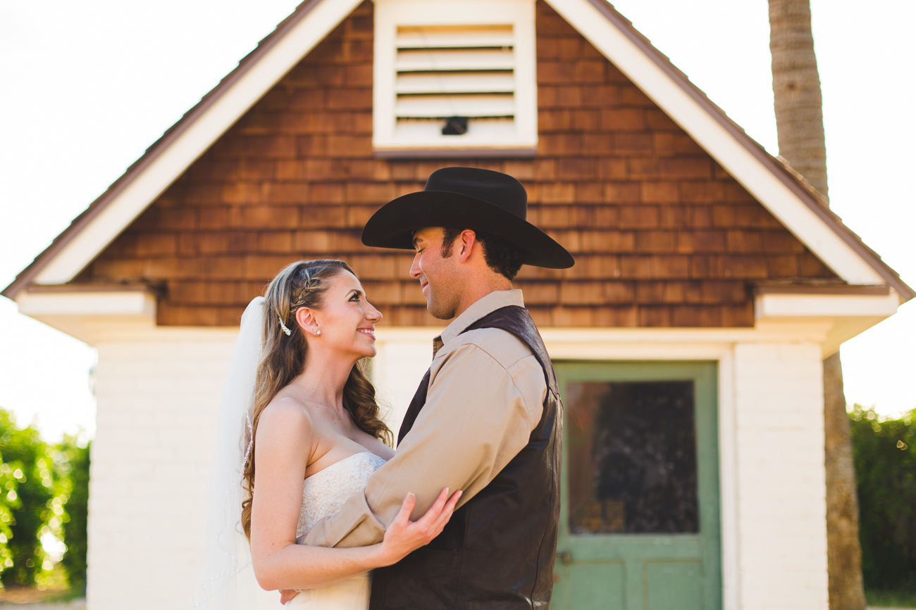 sahuaro-ranch-park-cowboy-wedding-18