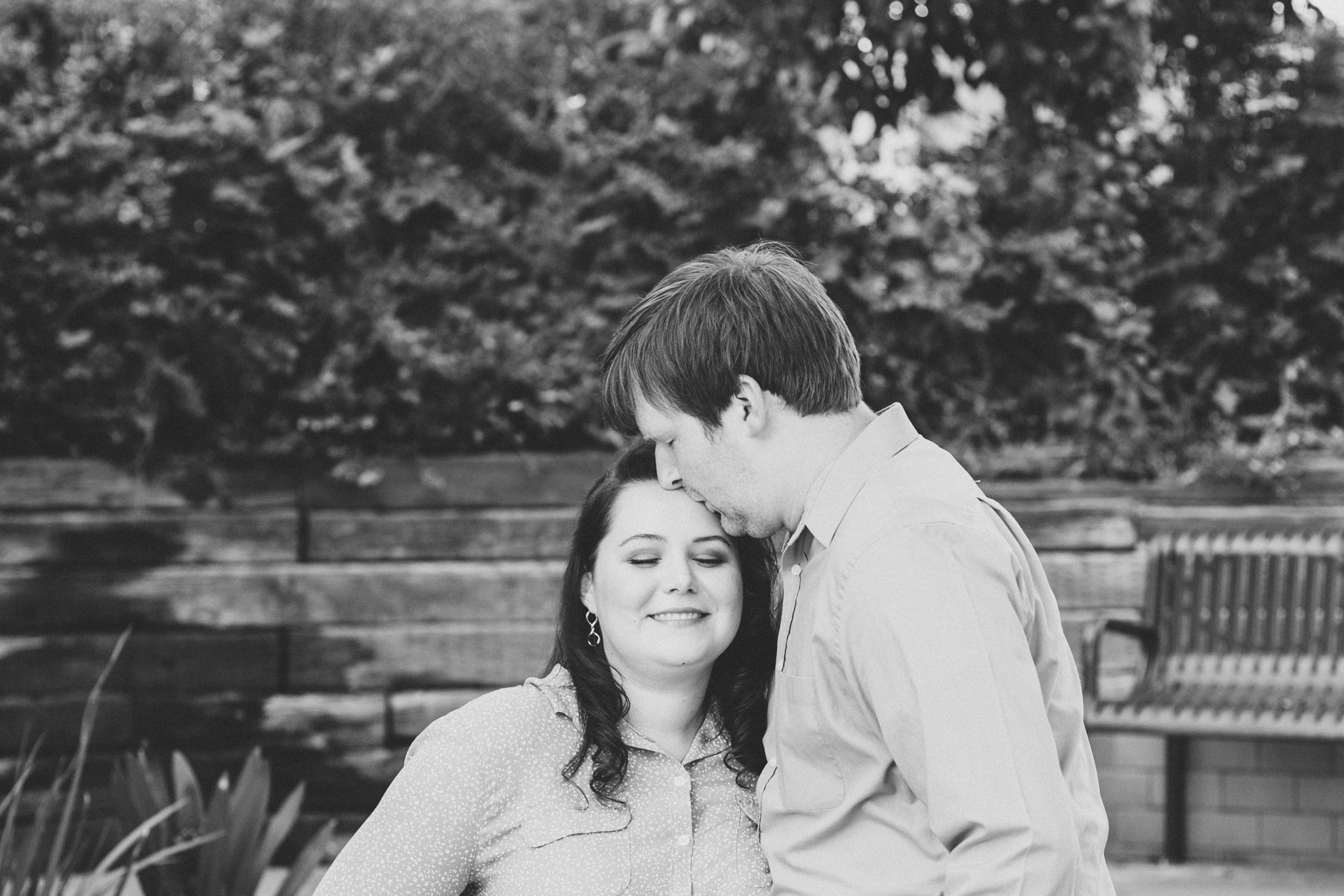 engagement-session-forehead-kiss