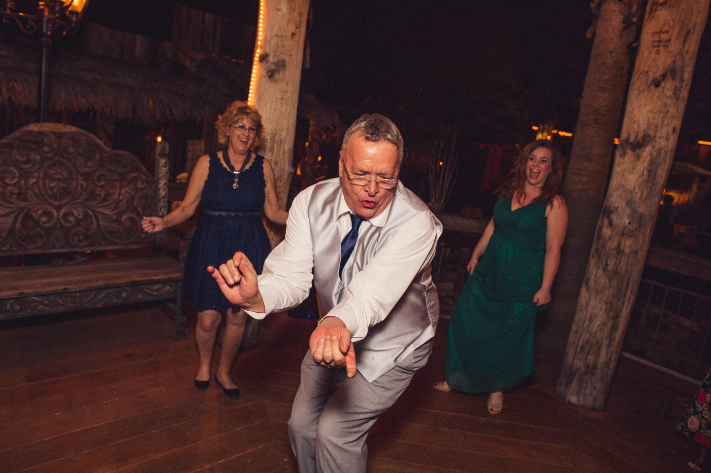 fun-wedding-dancing