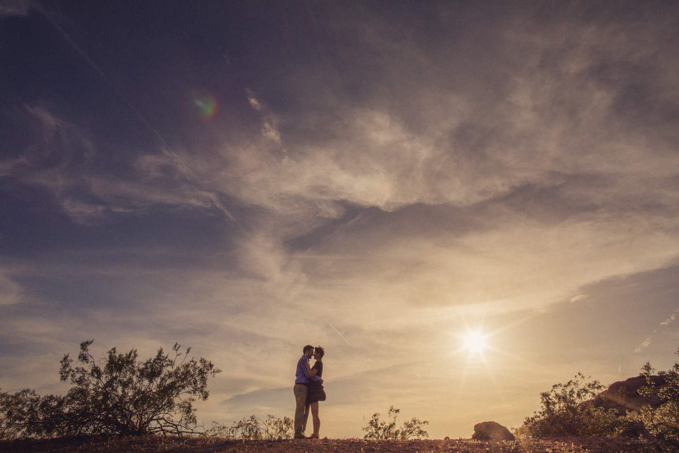aaron-kes-photography-sun-flare-engagement-session