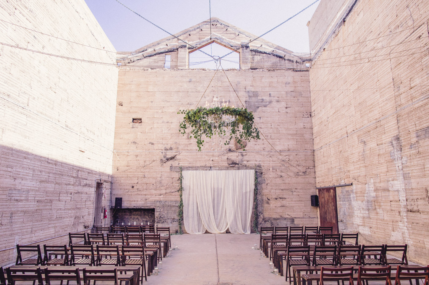 icehouse-wedding-ceremony-cathedral