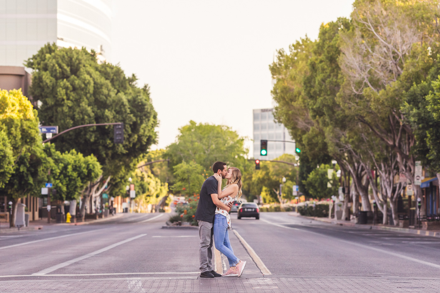mill-avenue-engagement-session