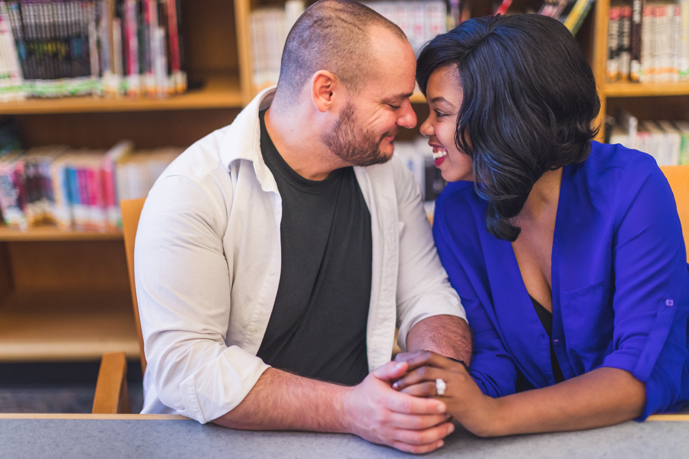 aaron-kes-photography-glendale-public-library-engagement-session-1