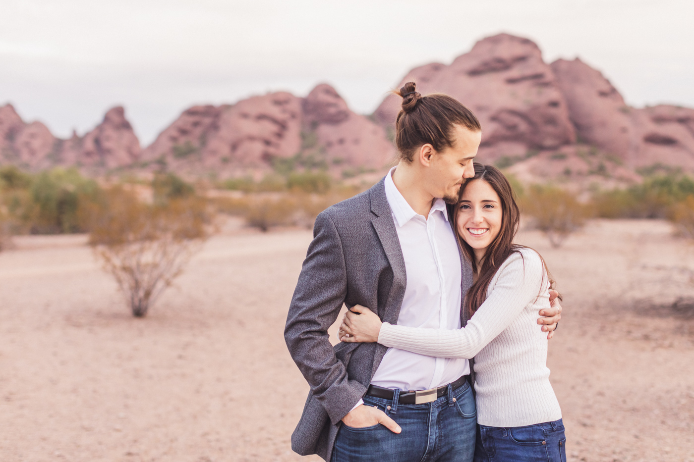aaron-kes-photography-papago-park-engagement-session