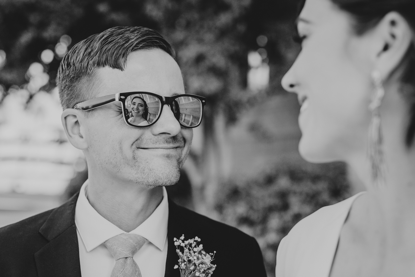 bride-reflected-in-grooms-sunglasses