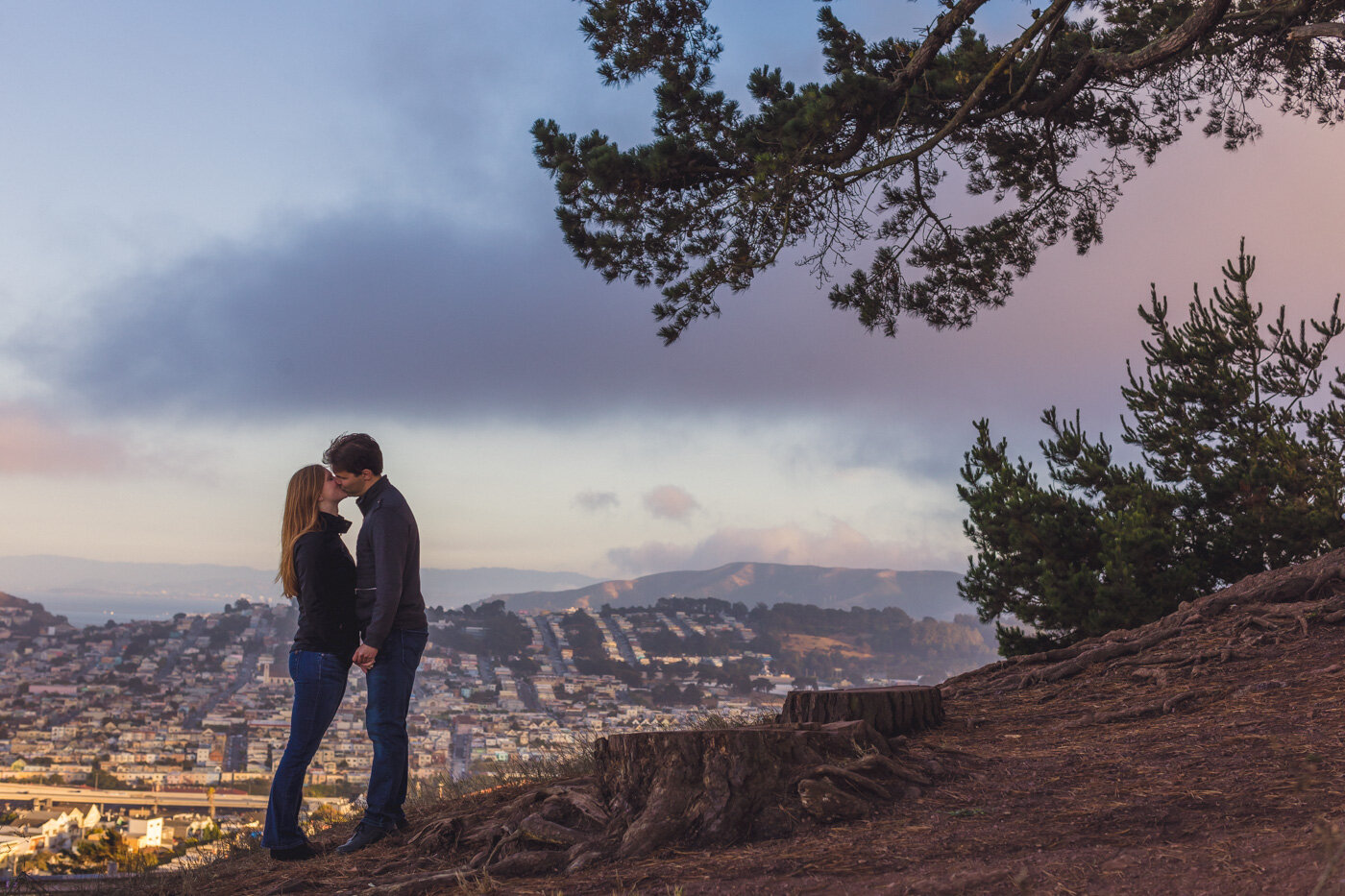 beautiful-colored-sky-sf-engagement-session-photo