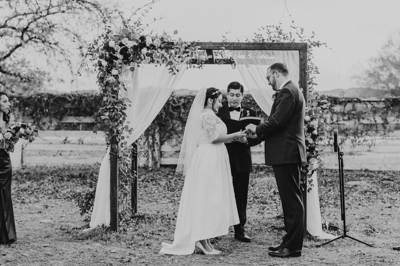 black-and-white-phoenix-wedding-photography