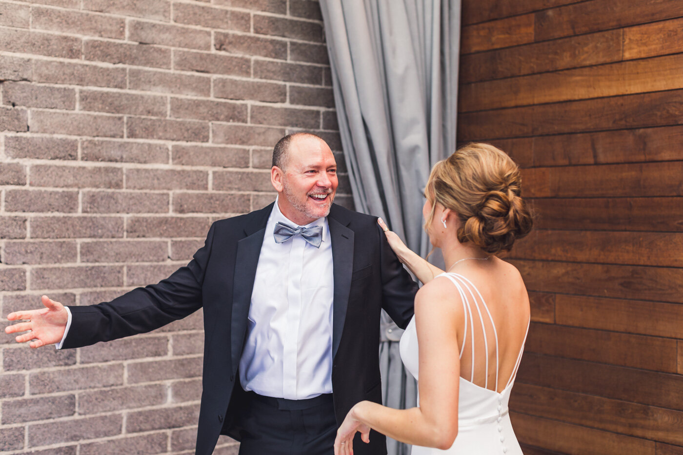 clayton-house-scottsdale-wedding-first-look-with-dad