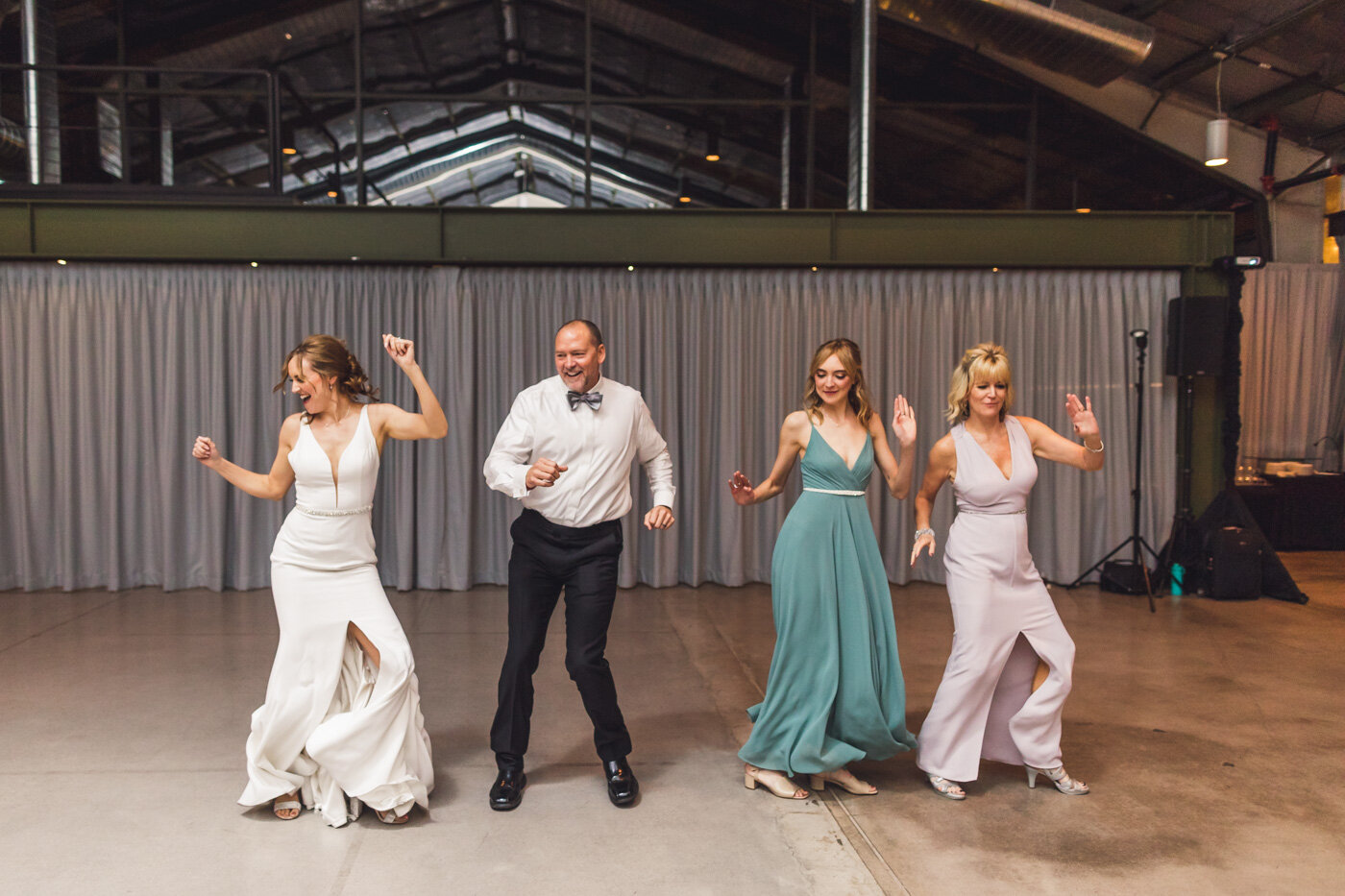 group-family-dance-at-wedding