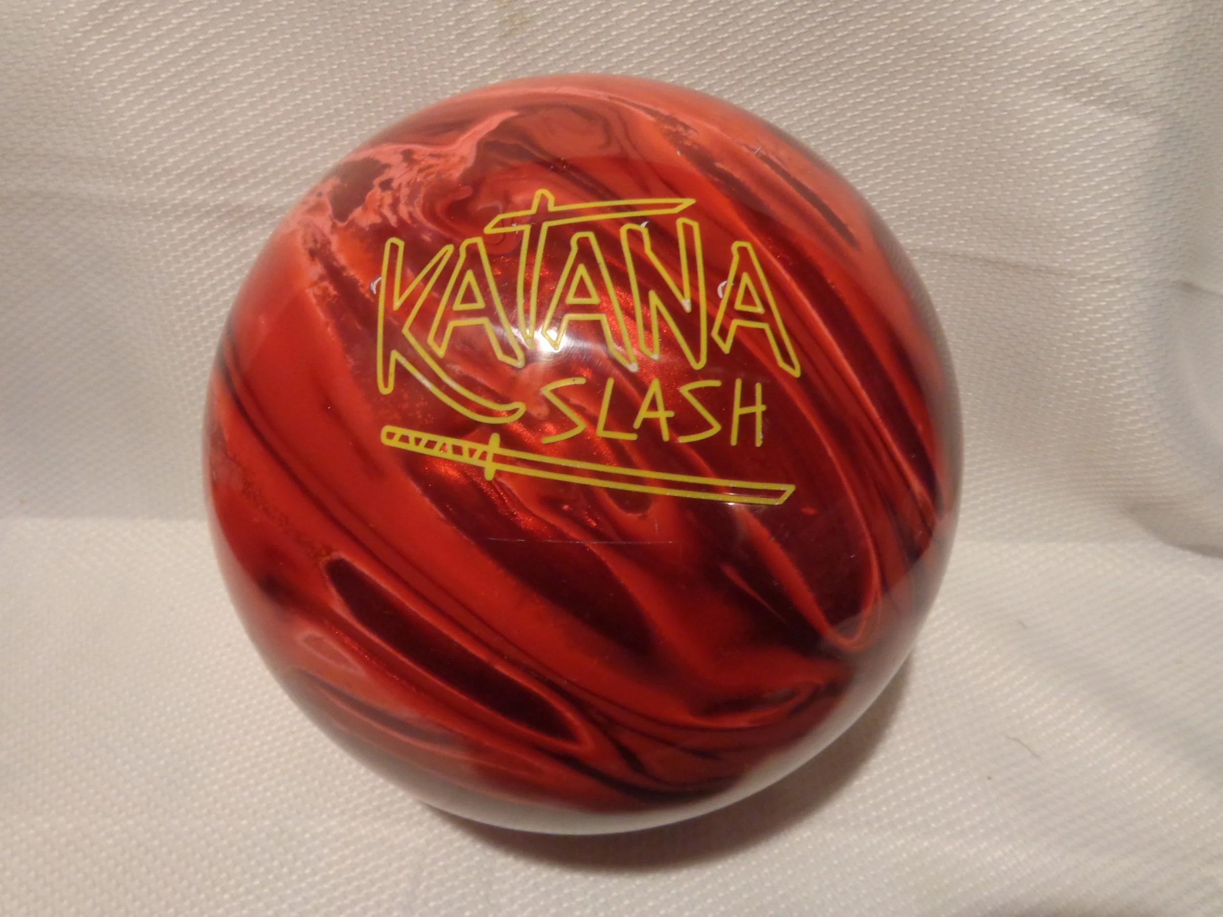 KATANA SLASH ボウリングボール 15LB DSC00765.JPG?format=2500w