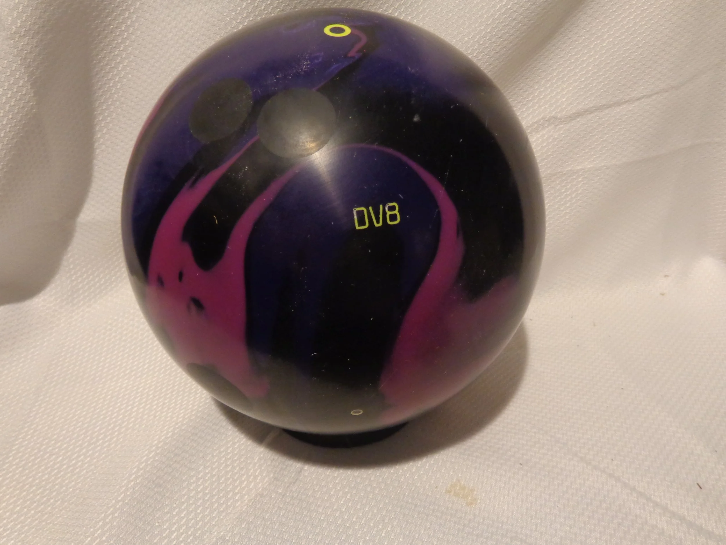 14 Lb. Hellcat XLR8 — Strike Again Bowling