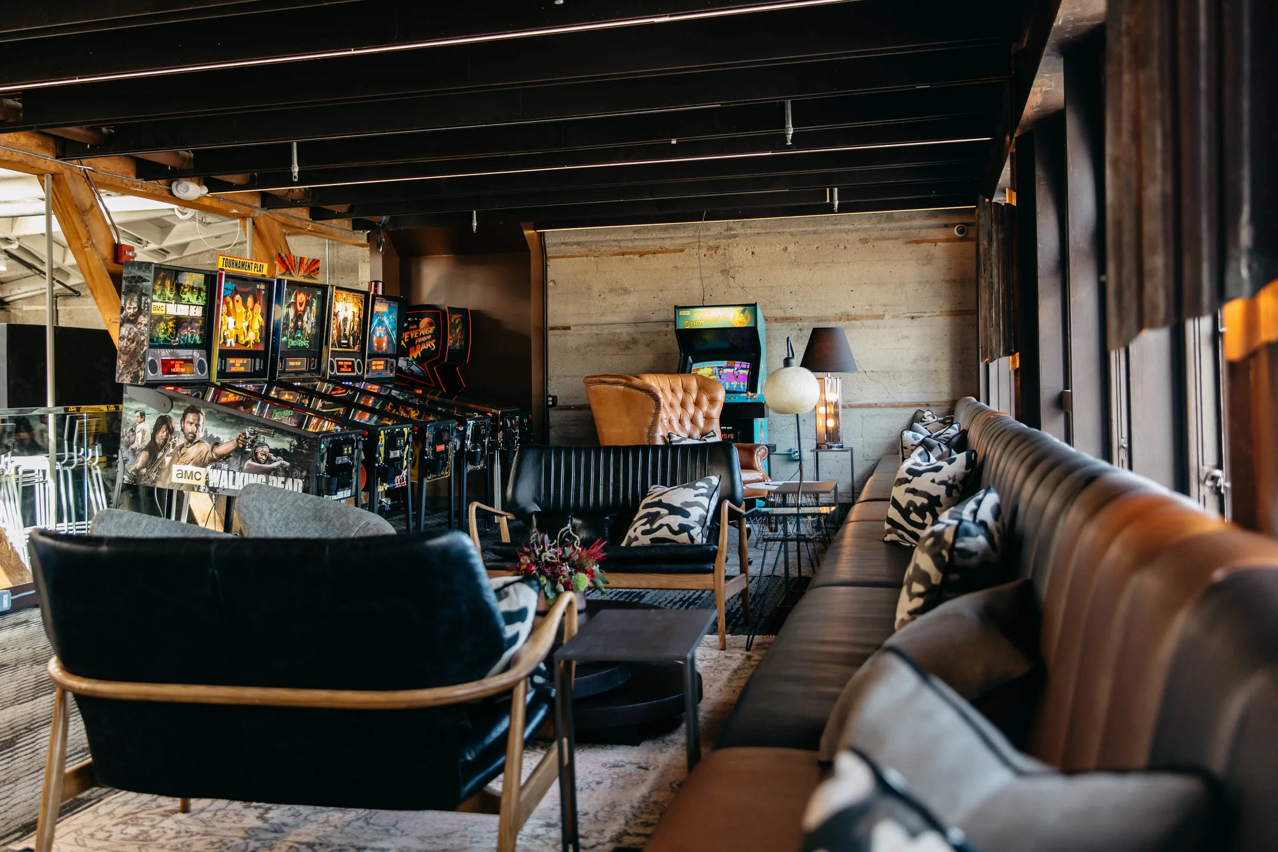 LOUNGE.jpg
